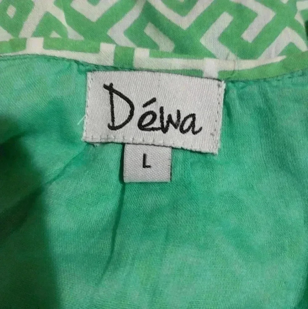 Dewa women's size Large green white geometric pattern dress soft peekaboo sleeve - Picture 5 of 7